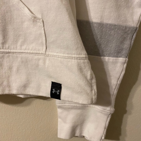 Womens Under Armour Loose Fit‎ Cropped Western Illinois University Hoodie Medium - Picture 2 of 4